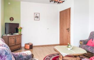 2 Bedroom Awesome Home In Burg-Reuland - Burg-Reuland - 8