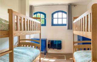 2 Bedroom Awesome Home In Loon Op Zand - 4