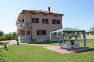 LeoHouse - - 5