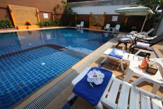 Valhalla Pattaya Hotel - Jomtien Beach - 9