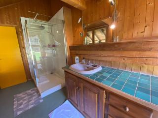 Chalet Savoyard avec Cheminée et Parking à Samoëns - FR-1-624-80 - 1
