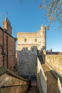 Monkbar View - York - 5