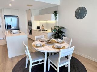 29th floor Oracle Tower 2 stunning ocean and city views - 1