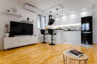 Apartment Bozic - Omiš (Almissa) - 0