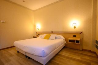 Hotel Torre Di Pratolungo - Casal Monastero - 9