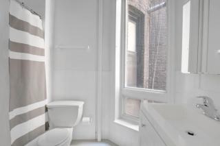 Beautiful W Village 1BR nr 1 train NYC-888 - Nova Iorque - 1