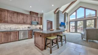 Zalanta 325 - South Lake Tahoe - 2