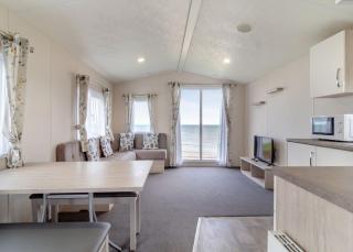 Castaways Holiday Park - Bacton - 5