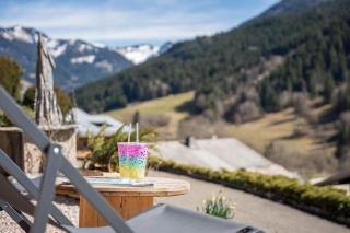 Au Chalet Le Péry, vue sur le Mont de Grange - 3