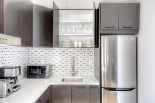 E Village 1BR w WD on prime corner NYC-858 - New York - 3