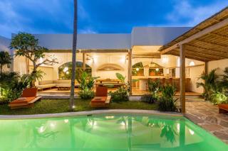Villa Naides Canggu - Kerobokan - 0