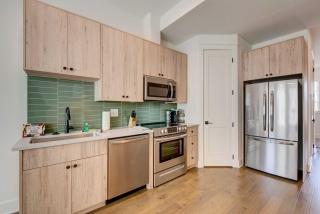 Modern Atlanta Townhome Rental about 2 Mi to Downtown! - Atlanta - 2