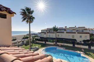 Luxury modern beachfront 3 bed gated community townhouse with pool, sun terrace, sea views close to all amenities - Manilva - 0