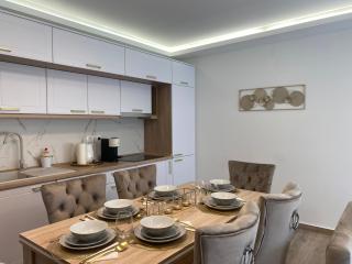 Sunshine Homes Luxury Apartmanok - 2
