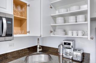 UES 1BR wDoorman 15m nr Central Park NYC-198 - New York - 5