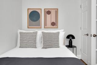 E Village 1BR w in-unit WD nr Park NYC-722 - 3