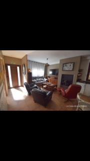 White Tree JARA - Casa Rural para grupos con piscina en Zamora - 1