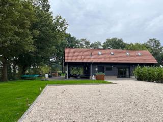 Landelijk gelegen vakantiehuis met hottub! - - 0