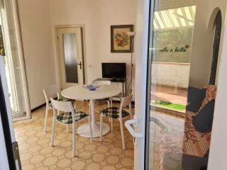 R25 - Trilocale con ampio terrazzo - Ancona - 0