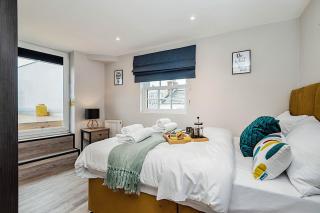 The Burton Penthouse by Fortuna Property - Cheltenham - 8