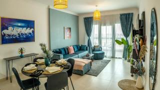 Your 1BR Retreat on Yas Island Blue Sapphire Apartment - Abu Dhabi - 0