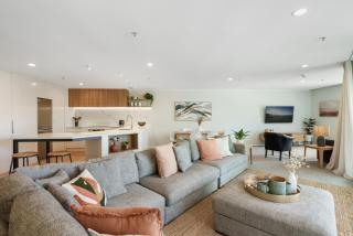 Executive Oceanside Apartment - Mount Maunganui - 4