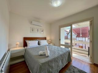 Apto 2dorm 500m Rua Coberta by Achei Gramado - Gramado - 1