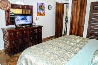 Ocean view 2Br Condo-Balcony-Beach-Pool - 4