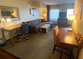Staybridge Suites Great Falls by IHG - 3