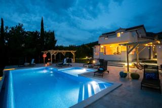 Luxury villa with a swimming pool Plano, Trogir - 20902 - Kastel Stafilic - 3