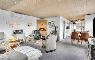 Lovely Home In Juelsminde With Kitchen - Sønderby - 9
