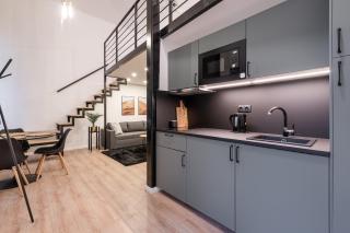 D24 - Historic Quarter Design Loft - Best Location by BQA - 7