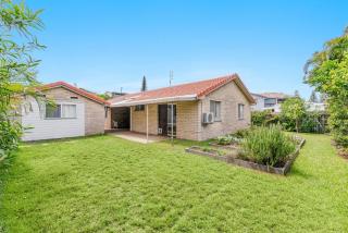Seashells - Popular Beach House - Yamba - 2