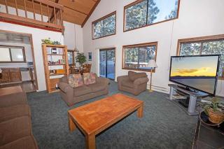 1228 Timber Lane home - 6
