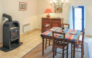 Lovely Home In Cadouarn With Wifi - Séné - 7