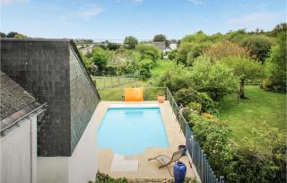 Lovely Home In Cadouarn With Wifi - Séné - 5