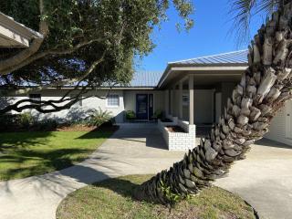 10 TYLER - 4-Bedroom Home home - Jekyll Island - 0