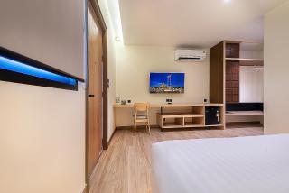 Phra Nakhon Poshtel - 2