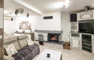 Awesome Home In La Londe Les Maures - La Londe-les-Maures - 4