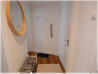 Gemütlich - 2 Zimmer-Altbau, 24h Check-in - 8