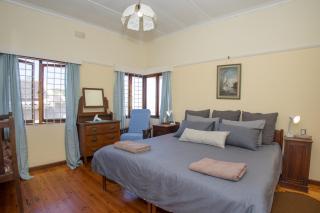 Sea Breeze Stay - East London - 6