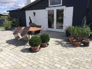 Inviting Cottage By The Beach With A Lake View - Karrebæksminde - 9
