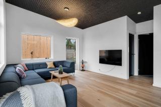 Luxurious Wooden House In Idyllic Surroundings - Frederiksværk - 7