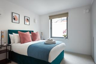 Hammersmith Mews by Viridian Apartments - 4