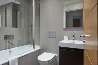 Hammersmith Mews by Viridian Apartments - 5