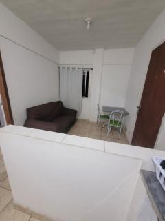 Espaçosa kitnet em itapua 10 min da praia. - Vila Velha - 0