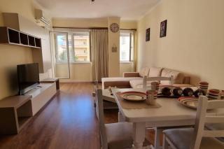 New & great located apartment near center - Tirana - 0
