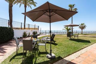 Sea Front Beach House Macarena D - 2