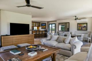 Luxury Golf Villa Torremirona - Navata - 4