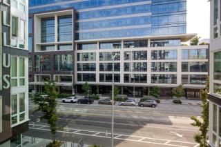 S Lake Union 1BR w Gym WD Space Needle view SEA-169 - 8